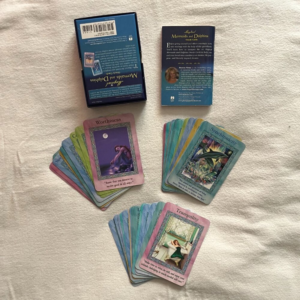 “Magical Mermaids & Dolphins” Oracle Cards - Picture 3 of 7